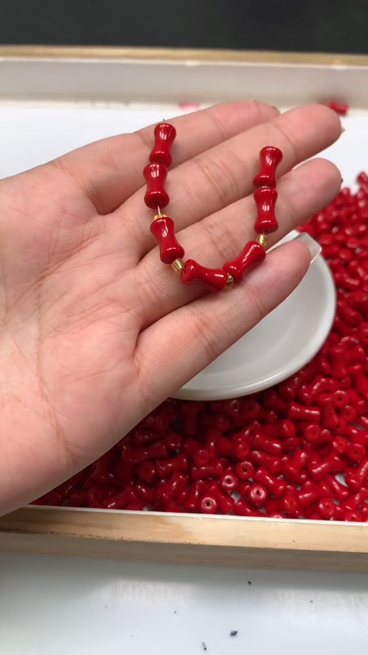 未镶嵌散珠南红玛瑙M955 锦红南红 竹节6*10mm 20颗8元