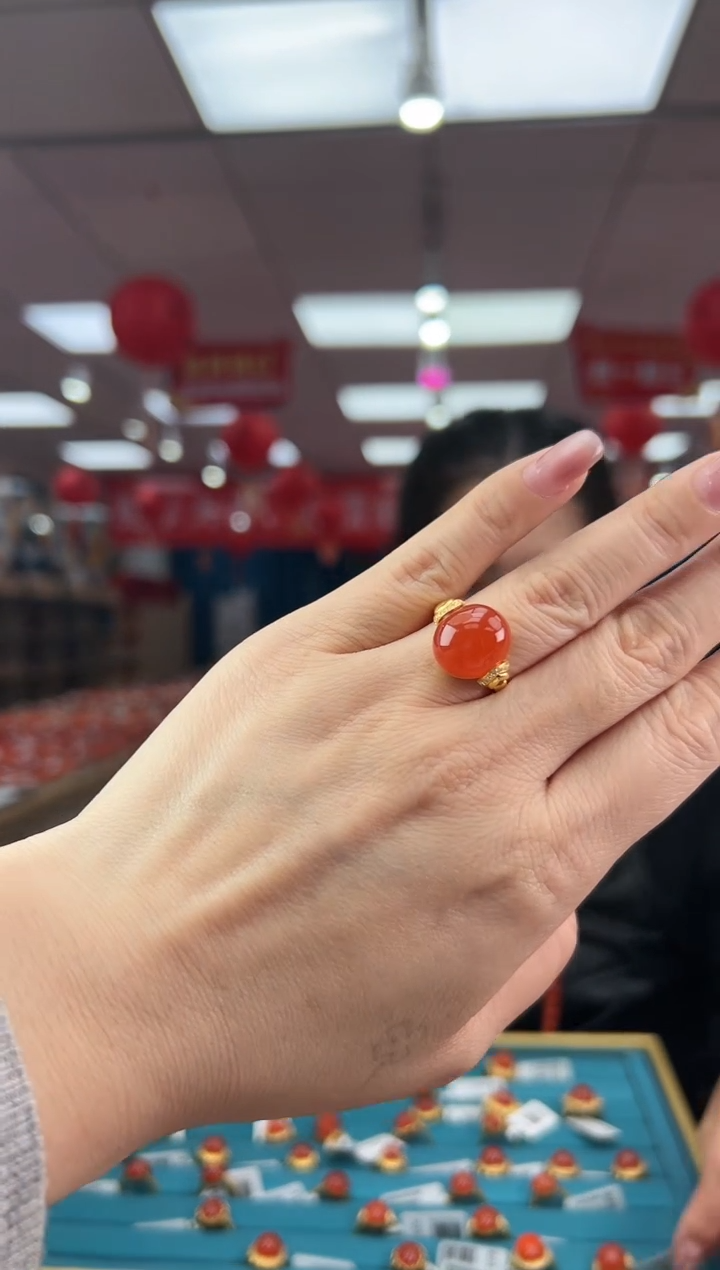 【闪购商品】南红玛瑙戒指18K金镶嵌 多样发其一/92200034