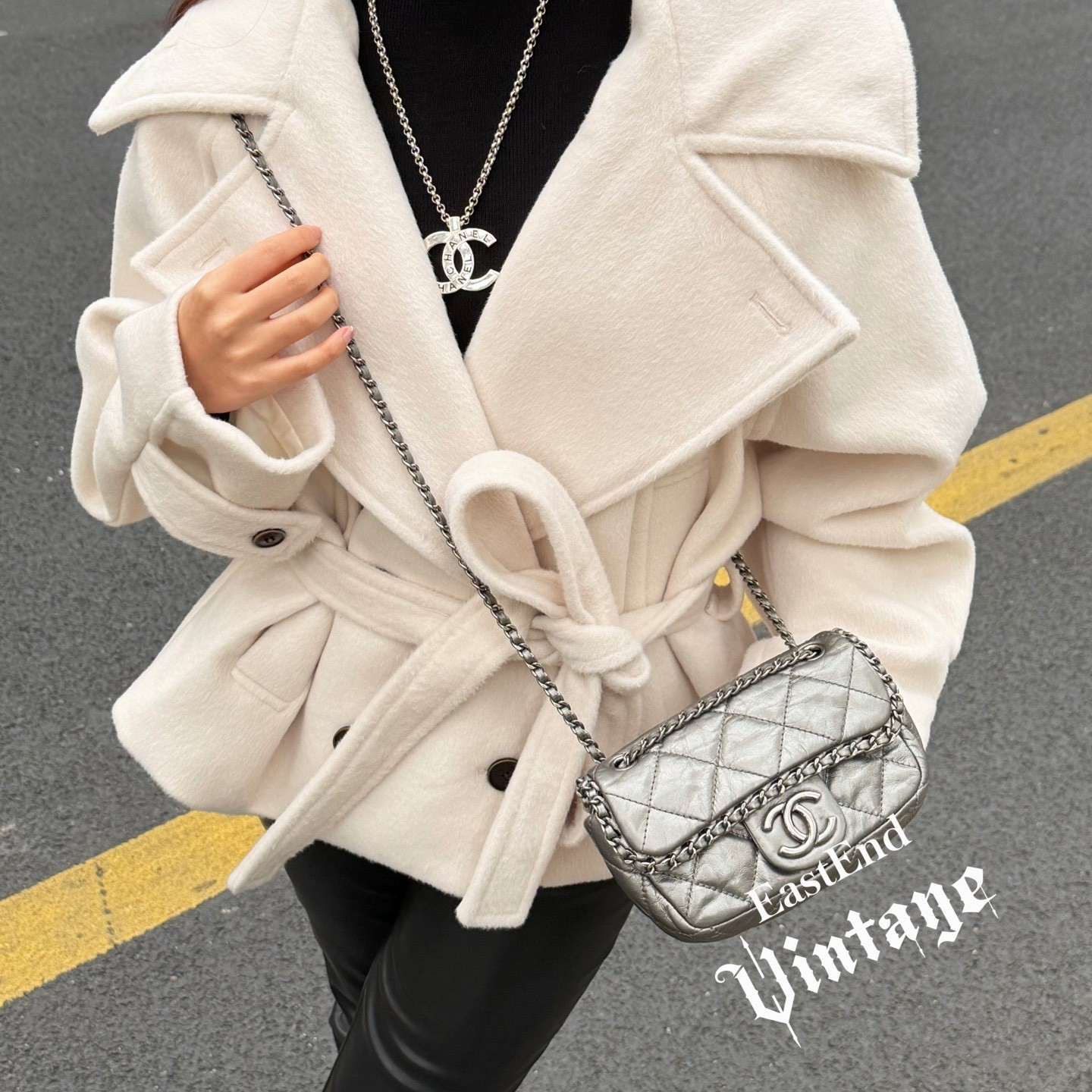 95新 Chanel/香奈儿 東区-14k枪银色滚边油蜡牛cfmini/64521