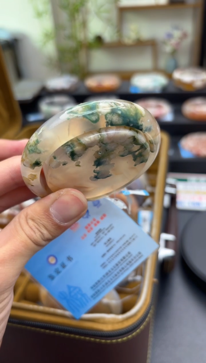 【闪购商品】石英质玉手镯未镶嵌C35(55圈赠送镯心)
