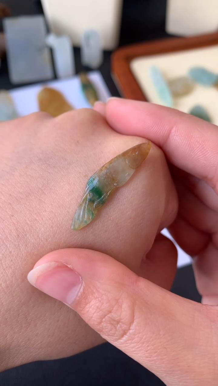 【闪购商品】定制翡翠未镶嵌翡翠