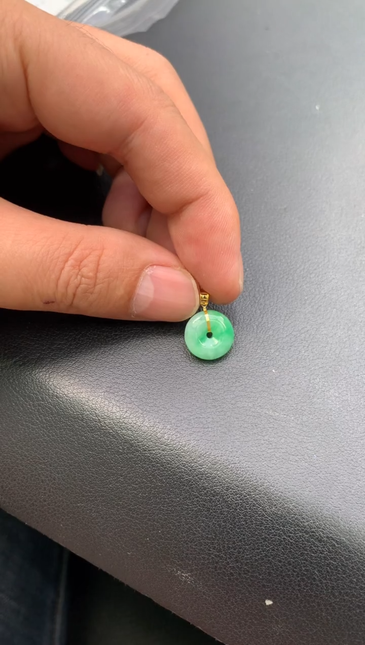 18K金镶嵌定制翡翠48小时鉴赏期 退货不扣服务费