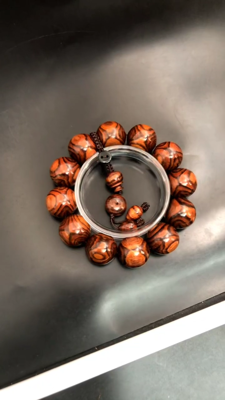 手串/手链黄花梨/降香黄檀德*海黄野生中性料2.0x纹鬼脸精串