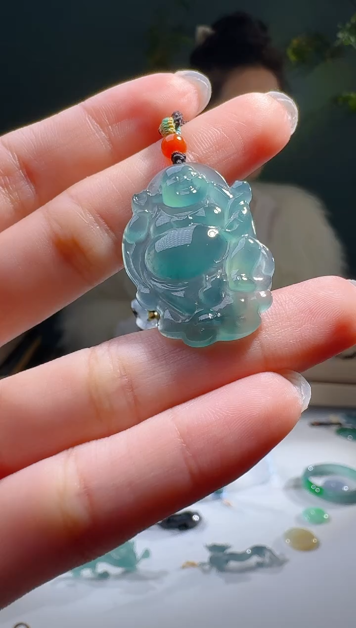【闪购商品】翡翠颈饰未镶嵌天然A货翡翠布袋佛