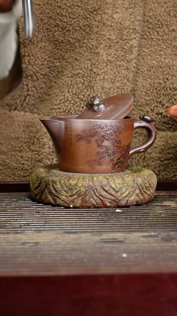 宜兴原矿紫砂壶茶壶宜兴原矿紫砂壶茶壶250C