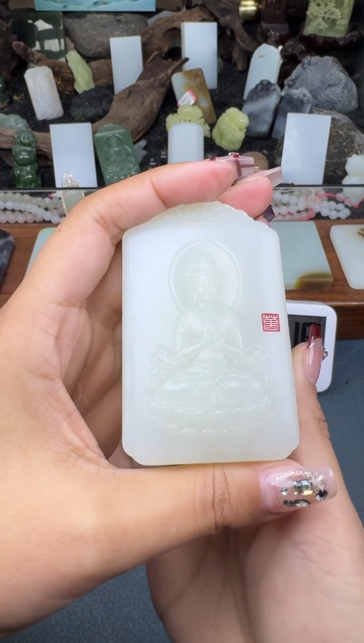 【闪购商品】和田玉颈饰未镶嵌菲菲