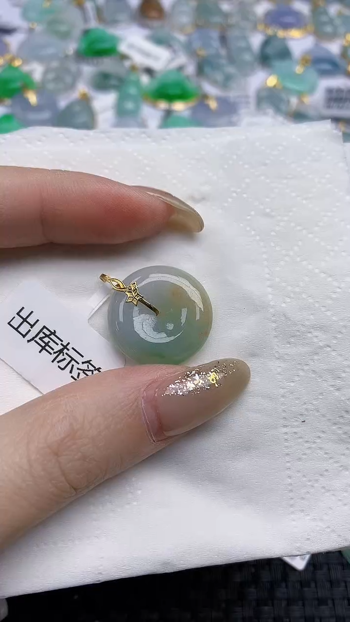 【闪购商品】翡翠颈饰18K金镶嵌天然A货翡翠 52