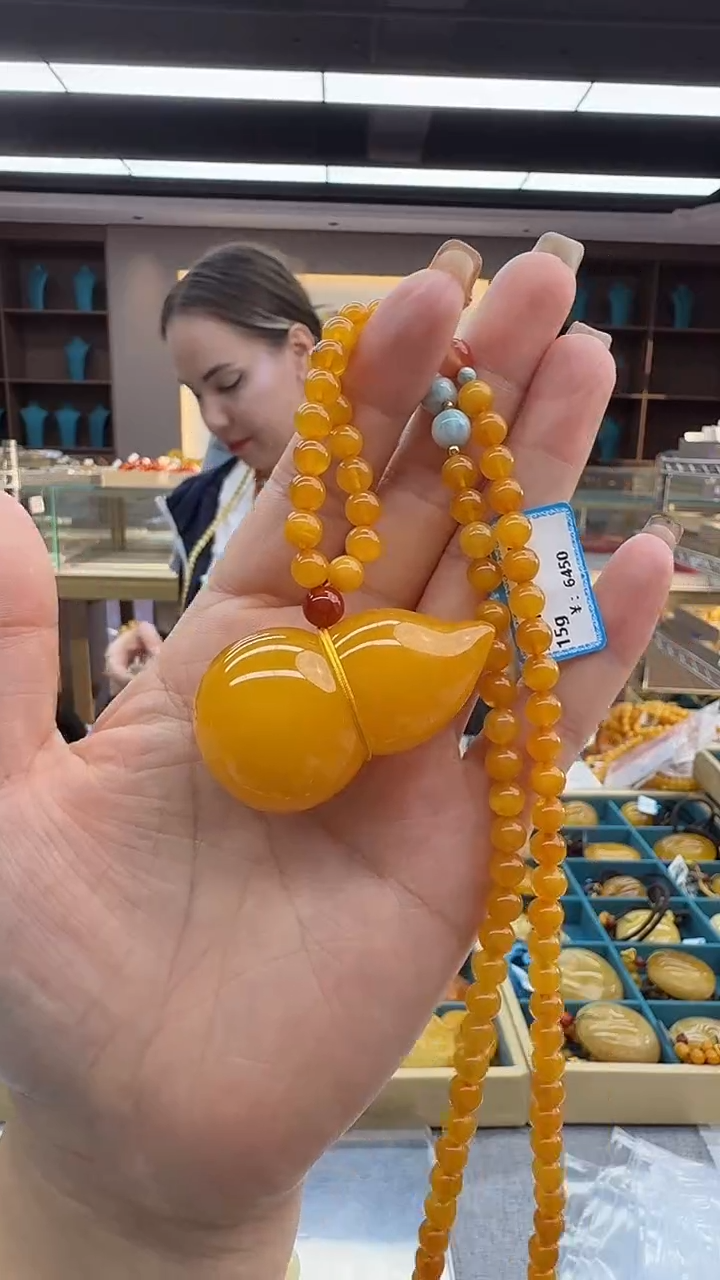 琥珀颈饰未镶嵌116秒拍号 假一罚三 