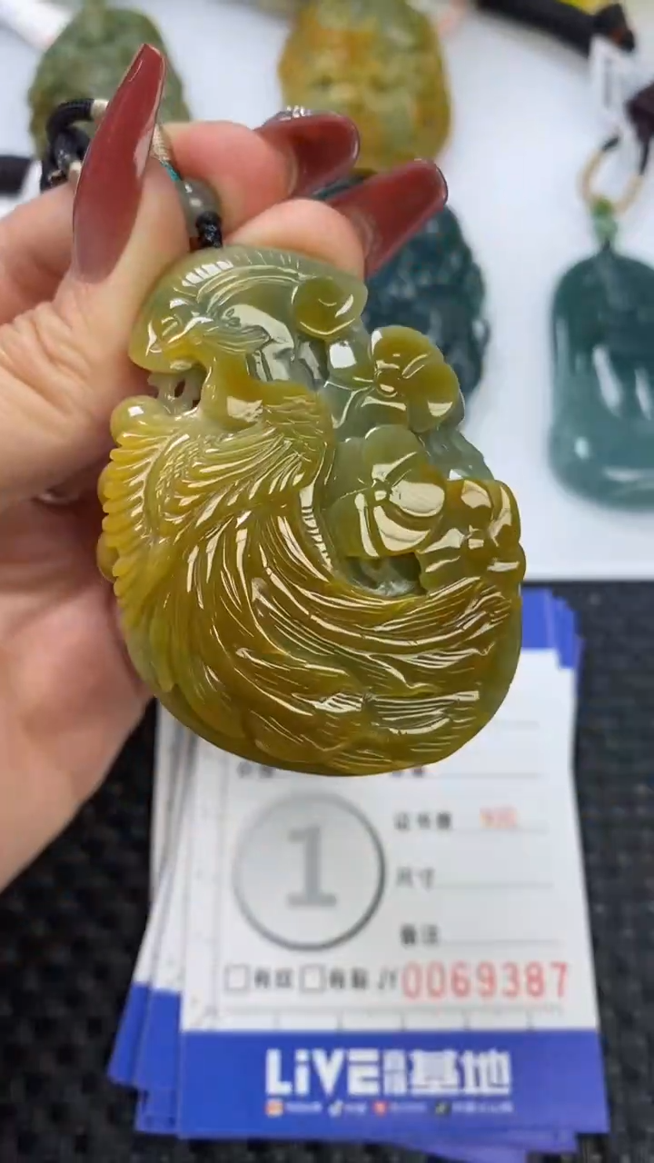 【闪购商品】翡翠颈饰未镶嵌1111111111111111