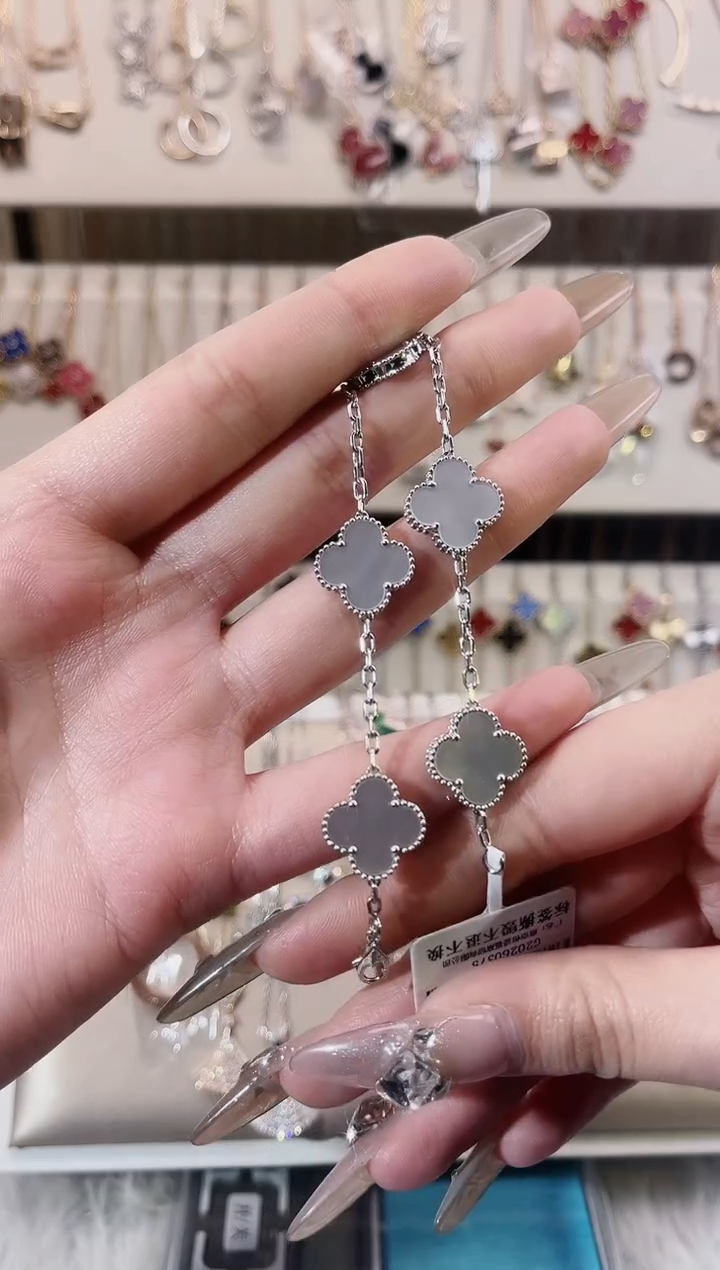 【闪购商品】贝壳（贝母）手链18K金镶嵌18K金镶嵌 K白