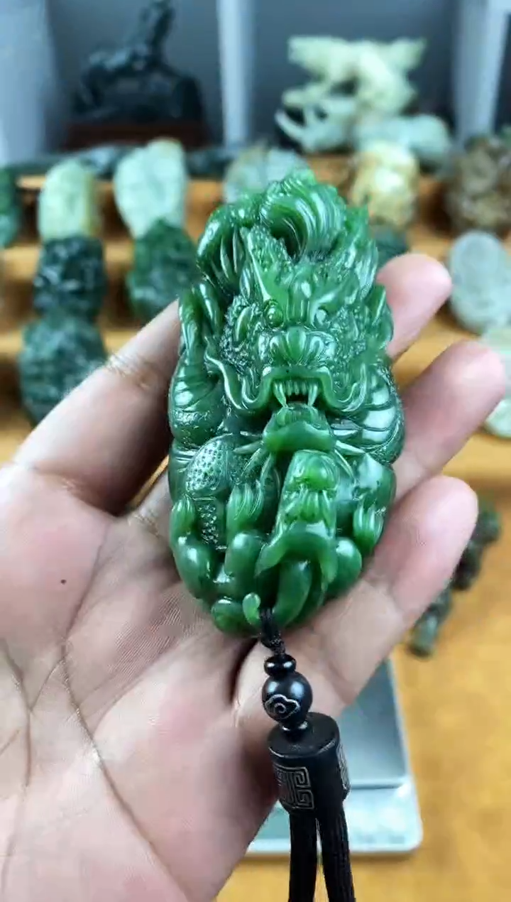 未镶嵌和田玉把件1