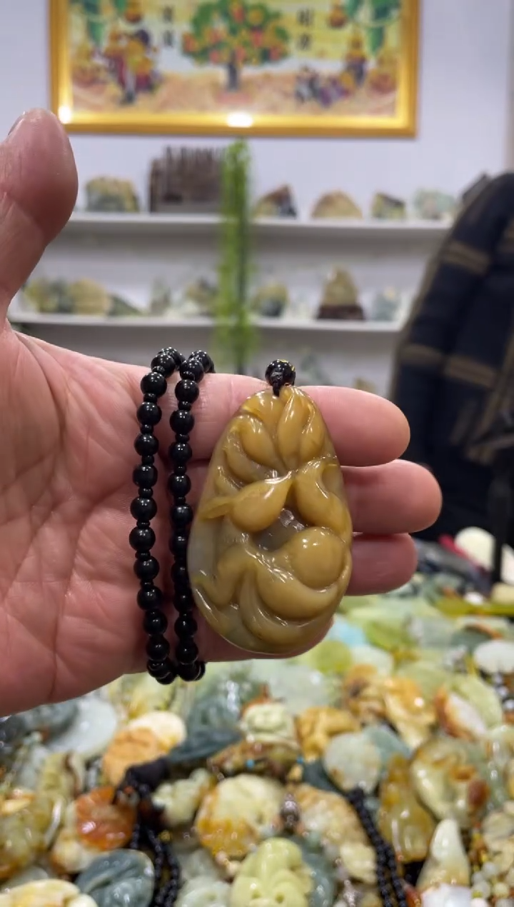 【闪购商品】岫玉吊坠未镶嵌