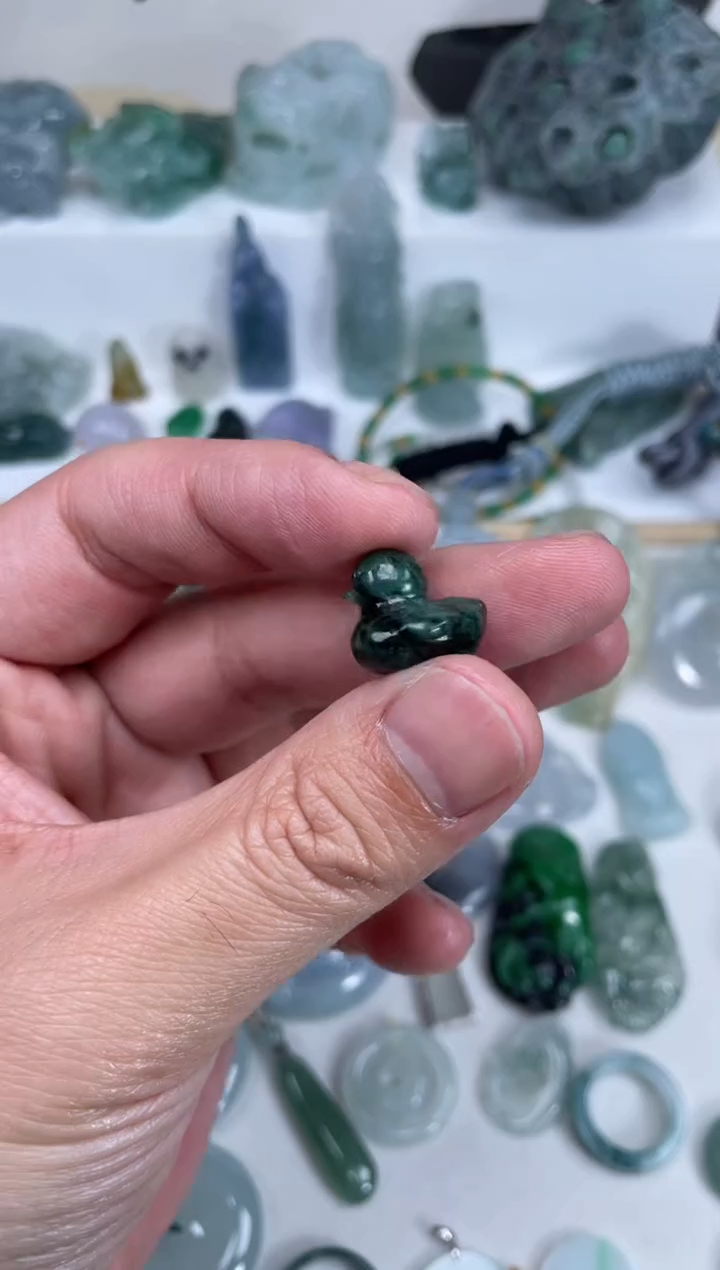【闪购商品】翡翠摆件未镶嵌鸭子