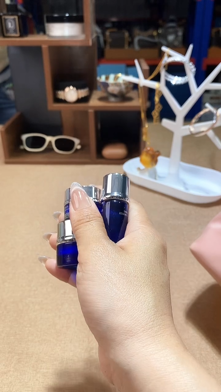 瓷片碗碟好物一件不留@@1