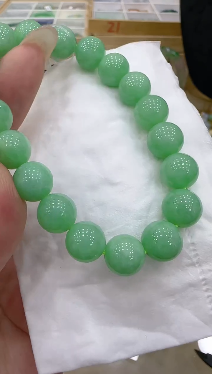 【闪购商品】翡翠手串未镶嵌团购多样性发一件