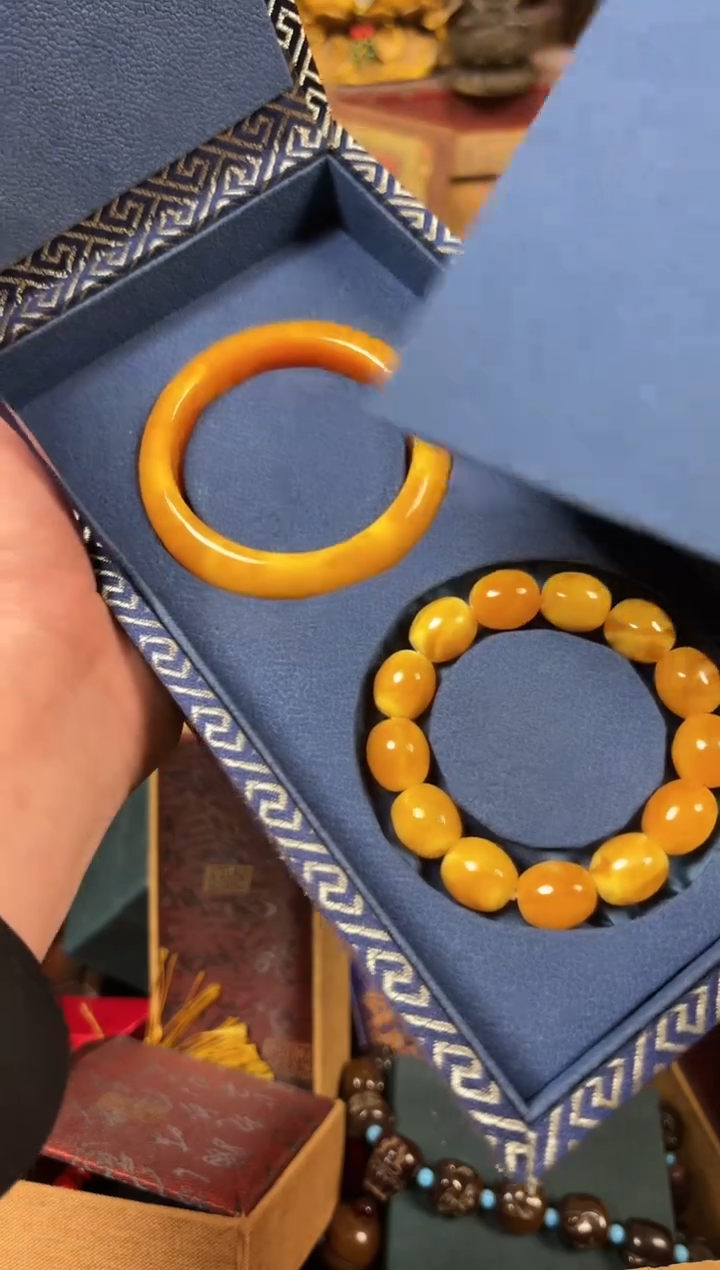 【闪购商品】蜜蜡耳饰未镶嵌--------------------