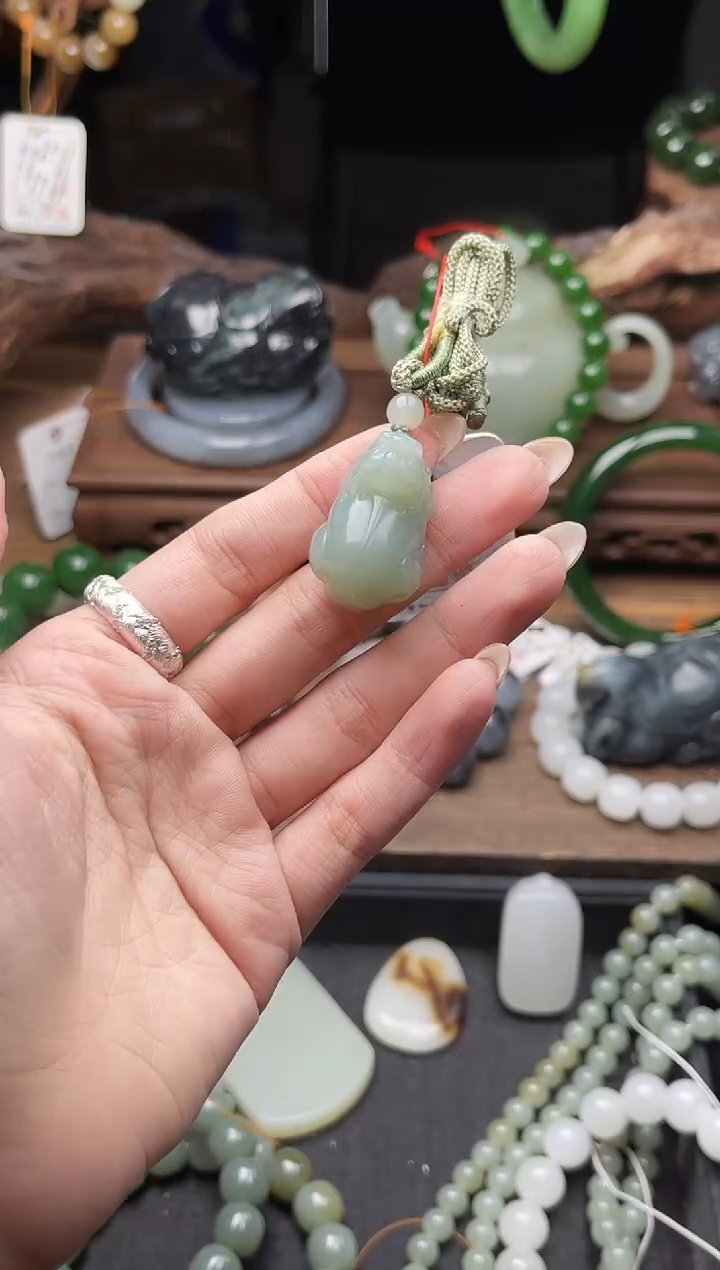 吊坠(不含链)未镶嵌和田玉吐拉牧场 貔貅9009349