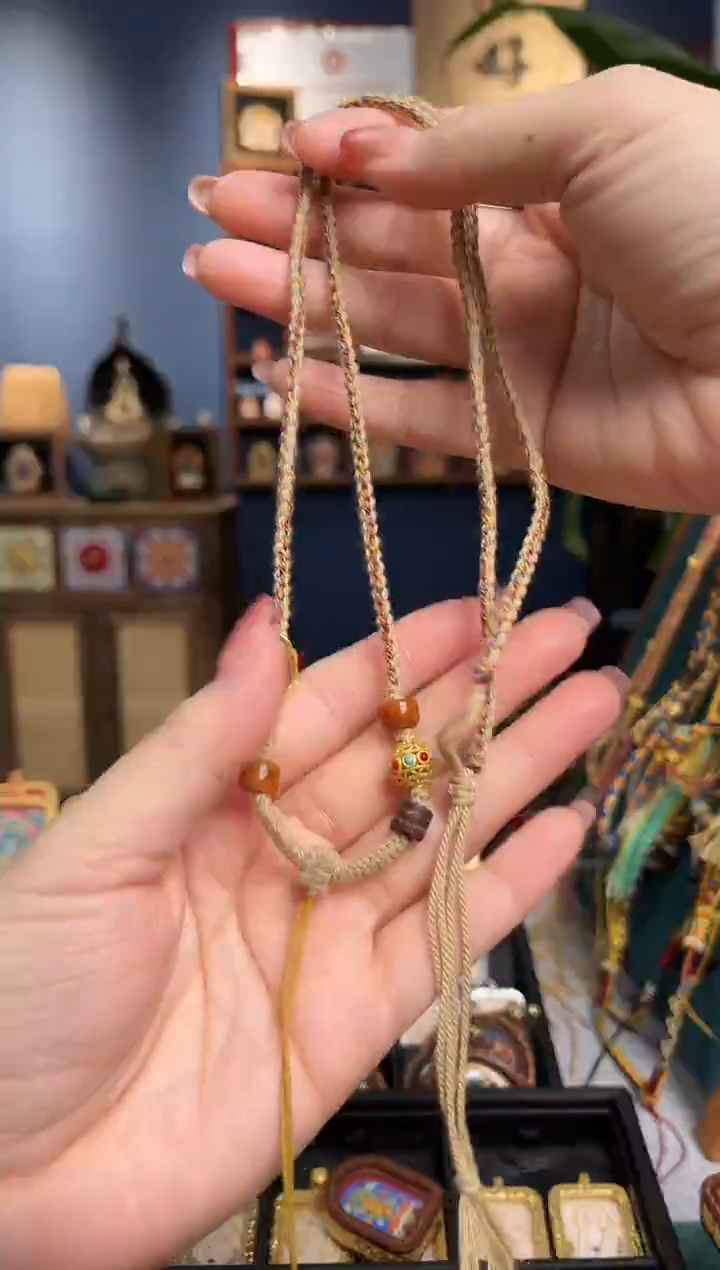 吊坠手编绳子小灯笼