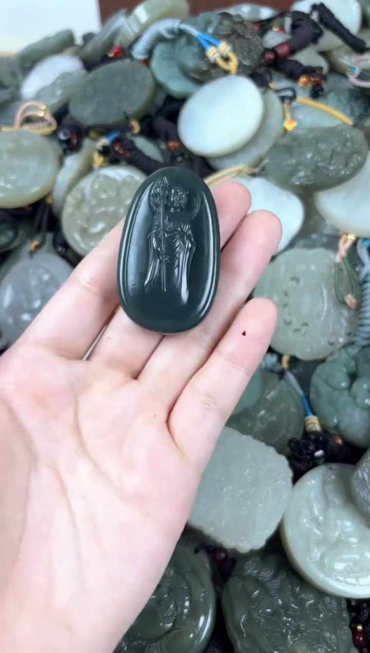 【闪购商品】和田玉颈饰未镶嵌1