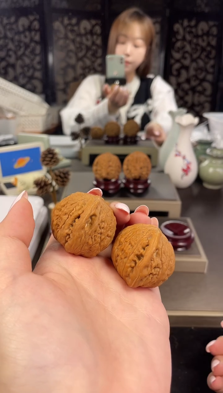 【闪购商品】文玩核桃把件铁锤41尺-1