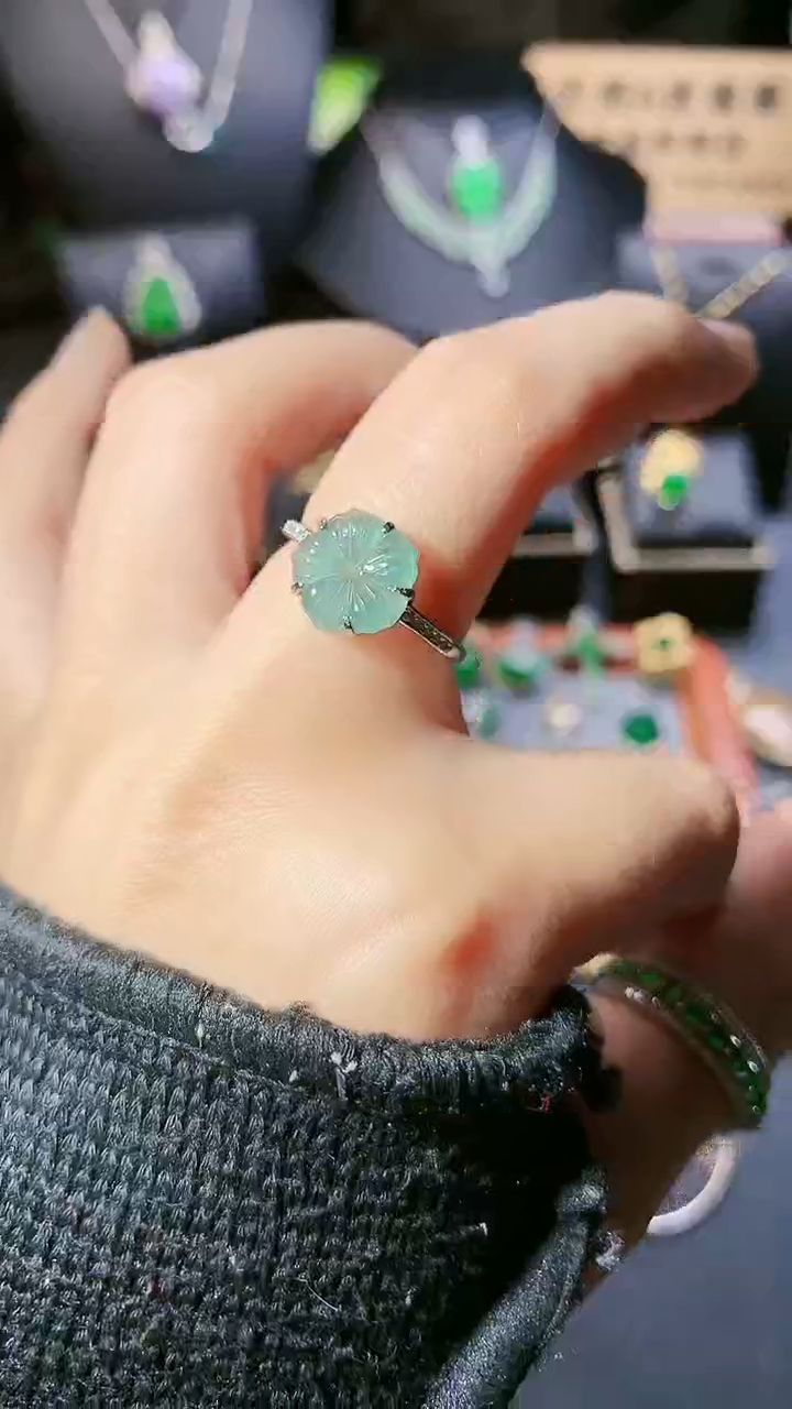 【闪购商品】翡翠戒指银S925镶嵌戒指