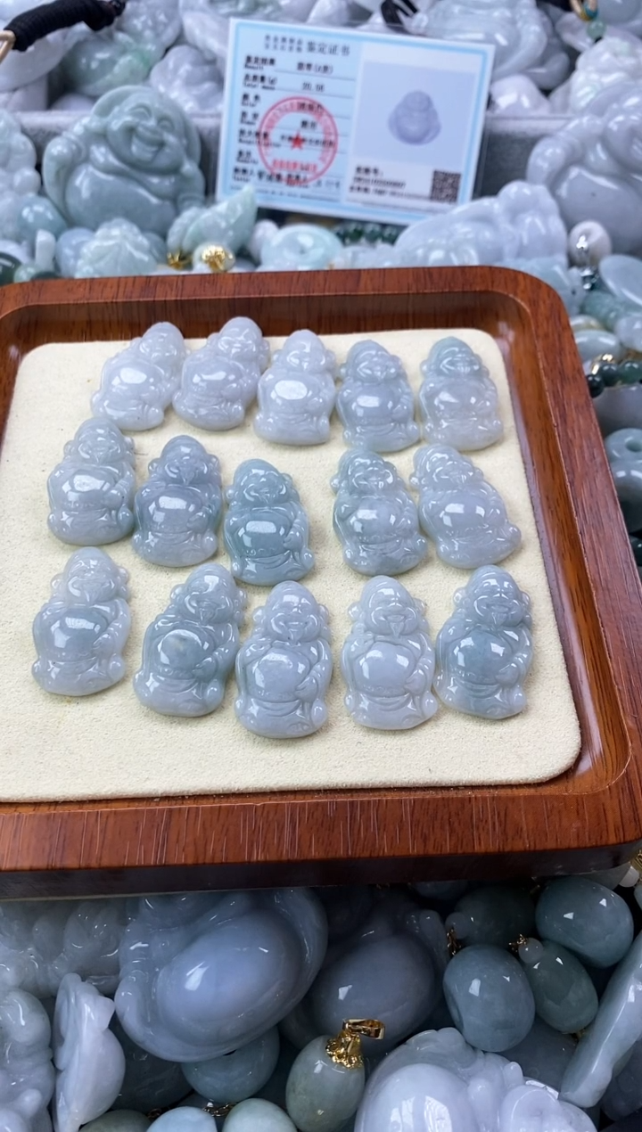 翡翠未镶嵌颈饰缅甸A货翡翠CS