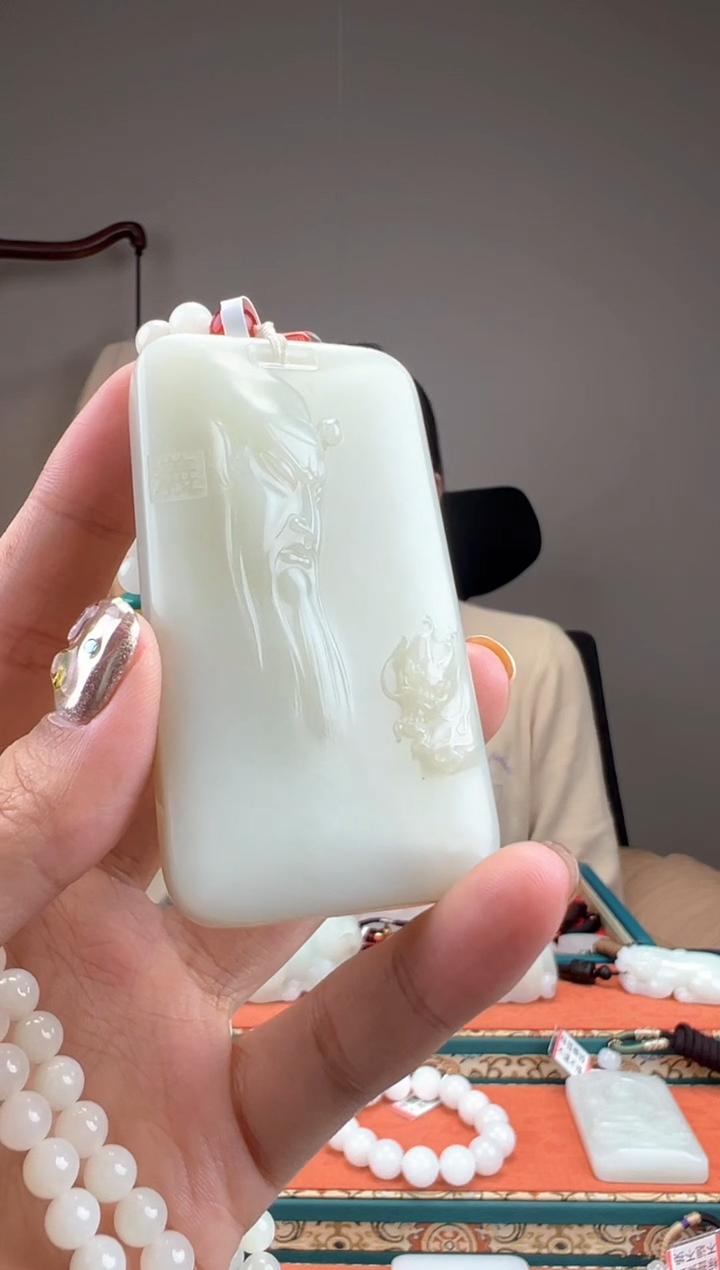 【闪购商品】和田玉颈饰未镶嵌1