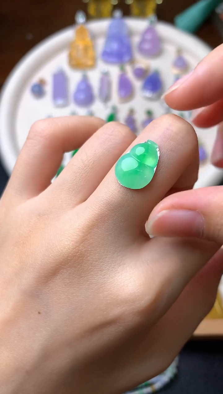 【闪购商品】定制翡翠未镶嵌裸石