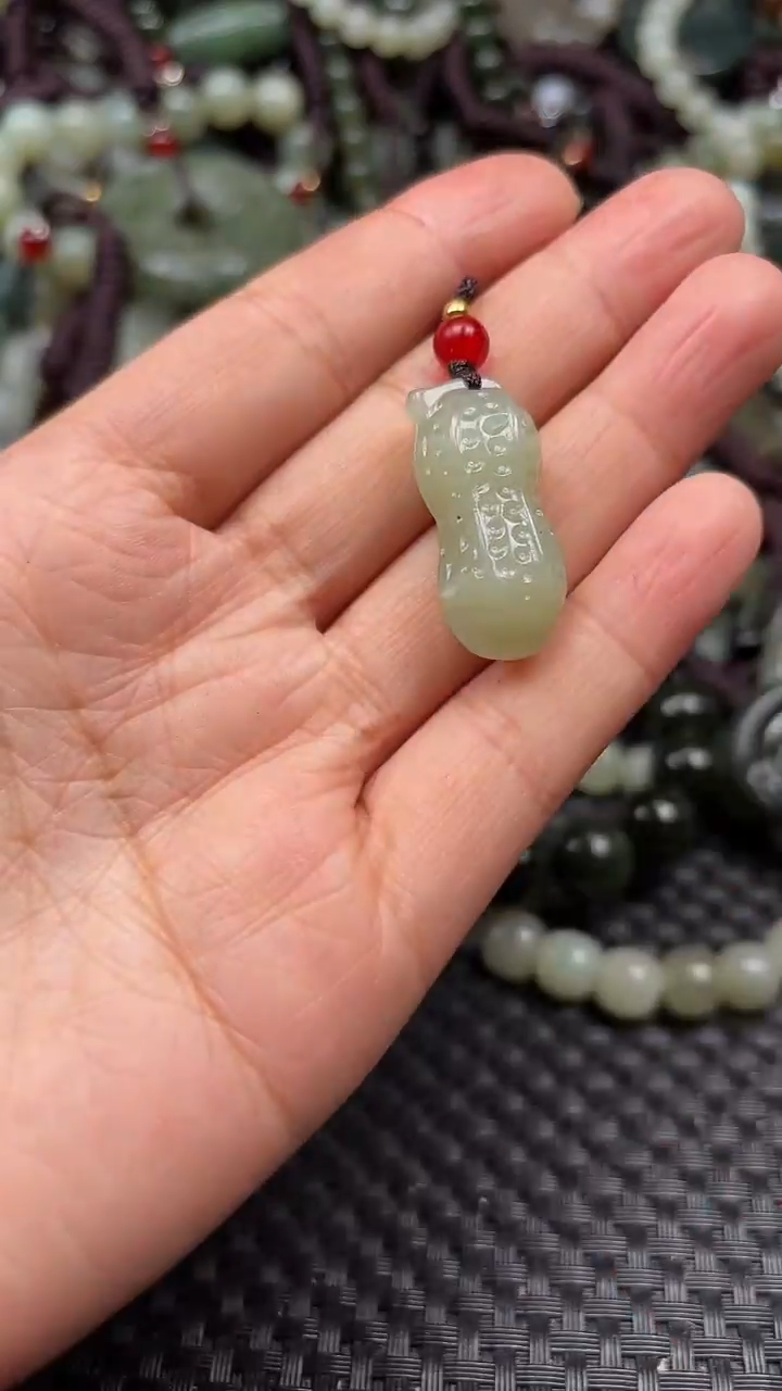 【闪购商品】和田玉颈饰未镶嵌.