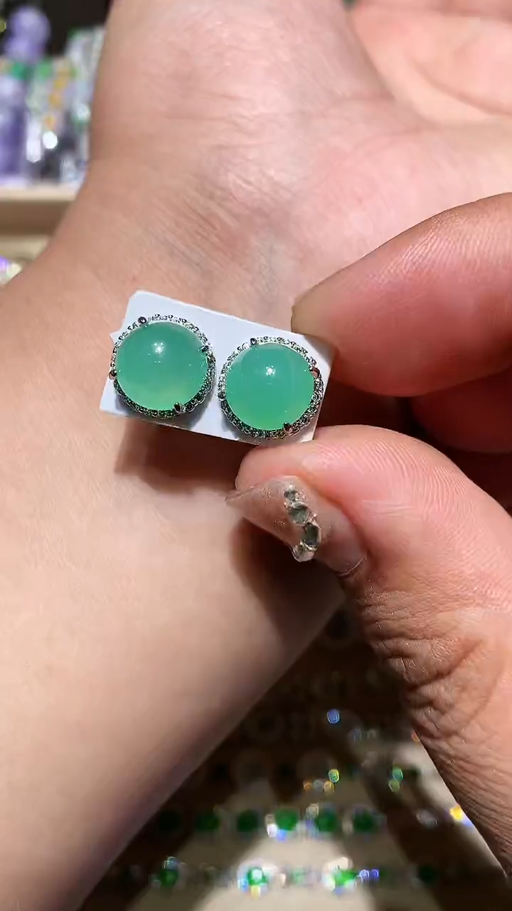 【闪购商品】翡翠耳饰银S925镶嵌耳钉