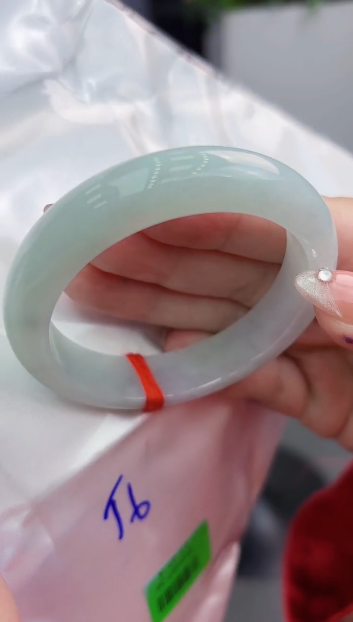 【闪购商品】翡翠手镯未镶嵌翡翠手镯