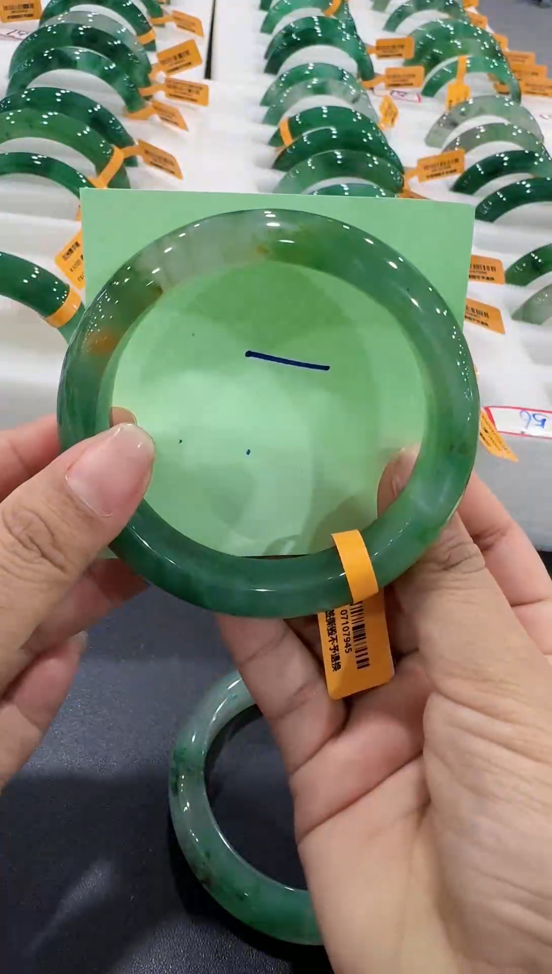 【闪购商品】石英质玉手镯合金非洲翠 手镯（单品）