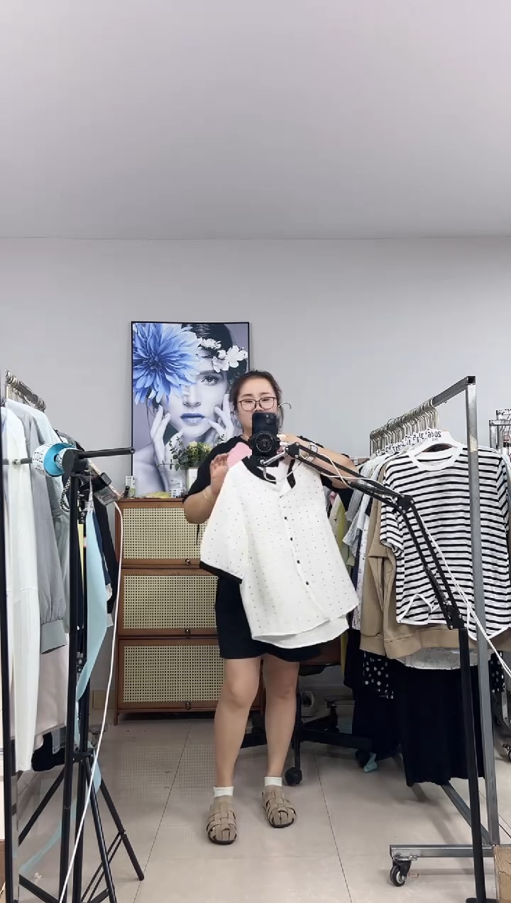 2047女装孤品清货