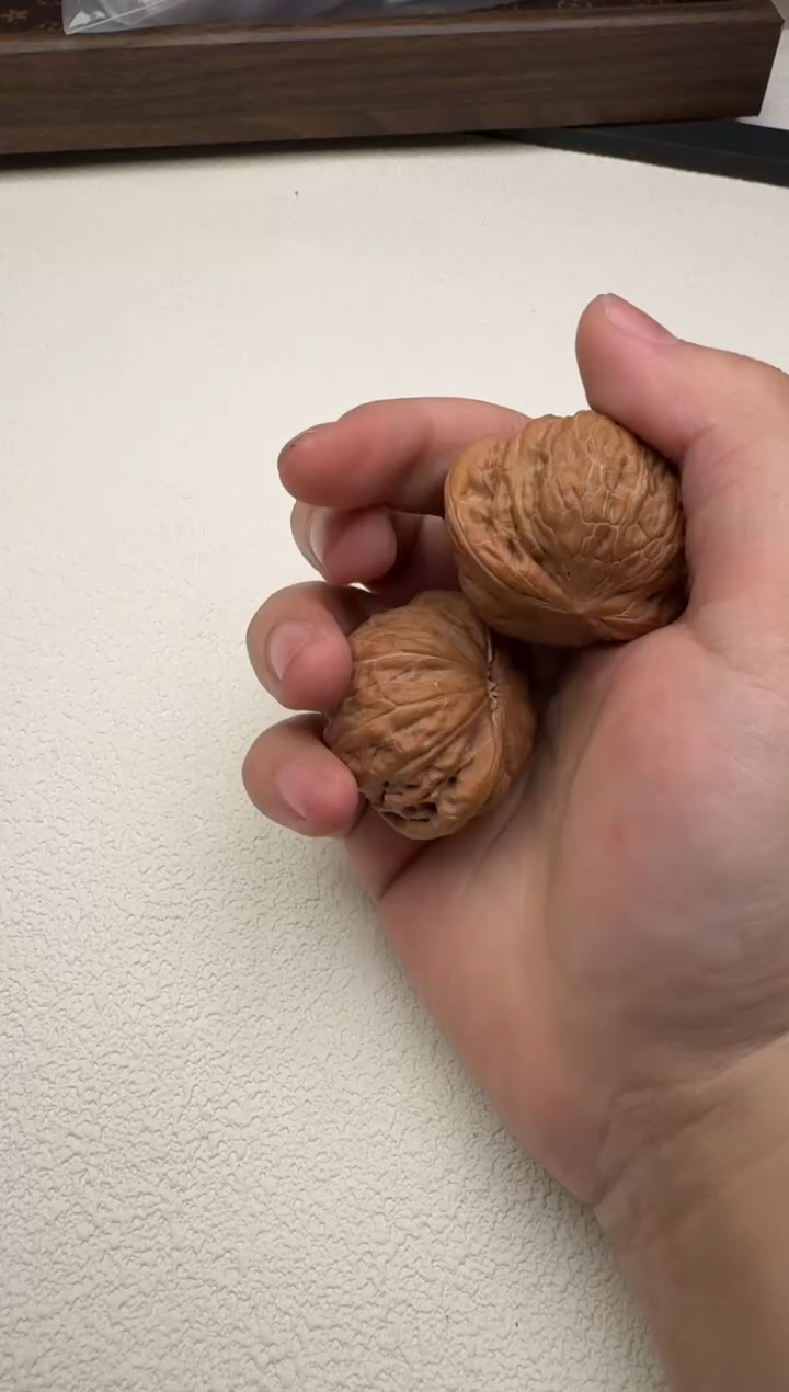 【闪购商品】文玩核桃把件核桃