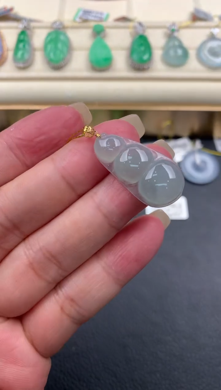 【闪购商品】翡翠颈饰18K金镶嵌Q602     