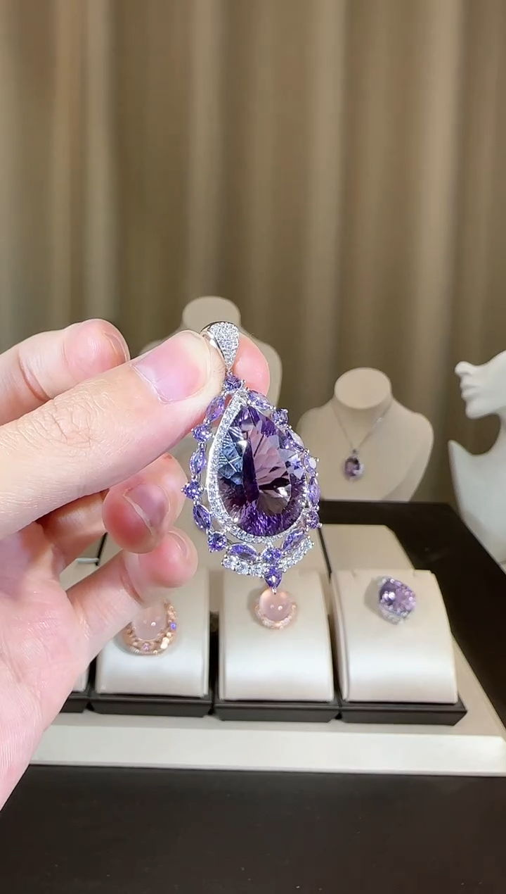 【闪购商品】紫晶颈饰银S925镶嵌14*21mm