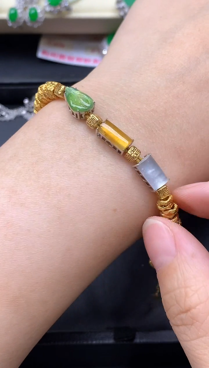 18K金镶嵌手链翡翠764-中国好珍宝
