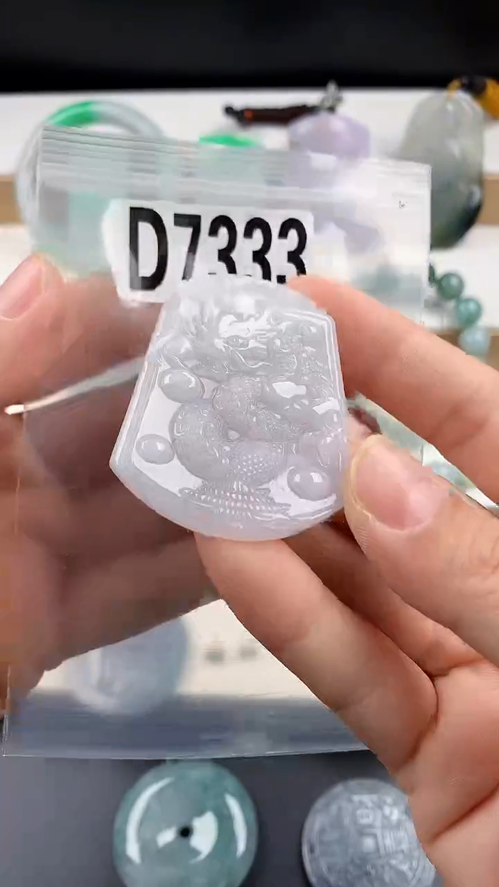 颈饰未镶嵌翡翠天然翡翠吊坠挂件