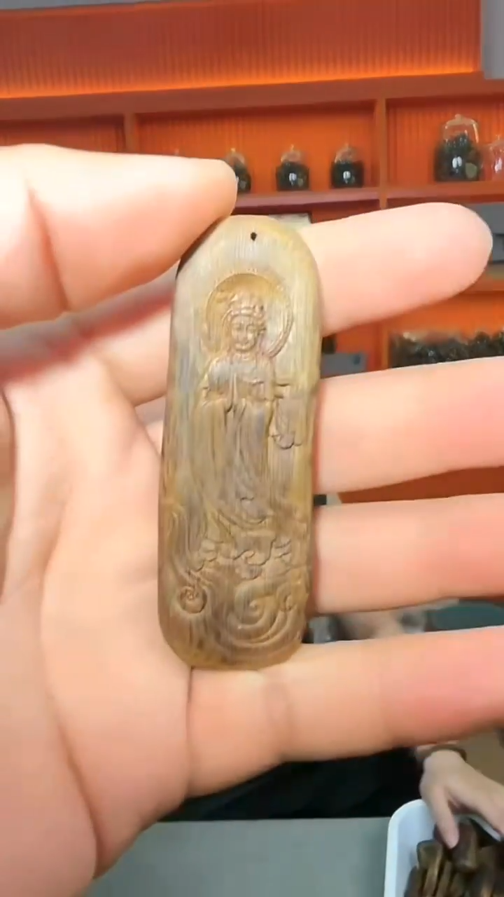 沉香吊坠89号多样性发一