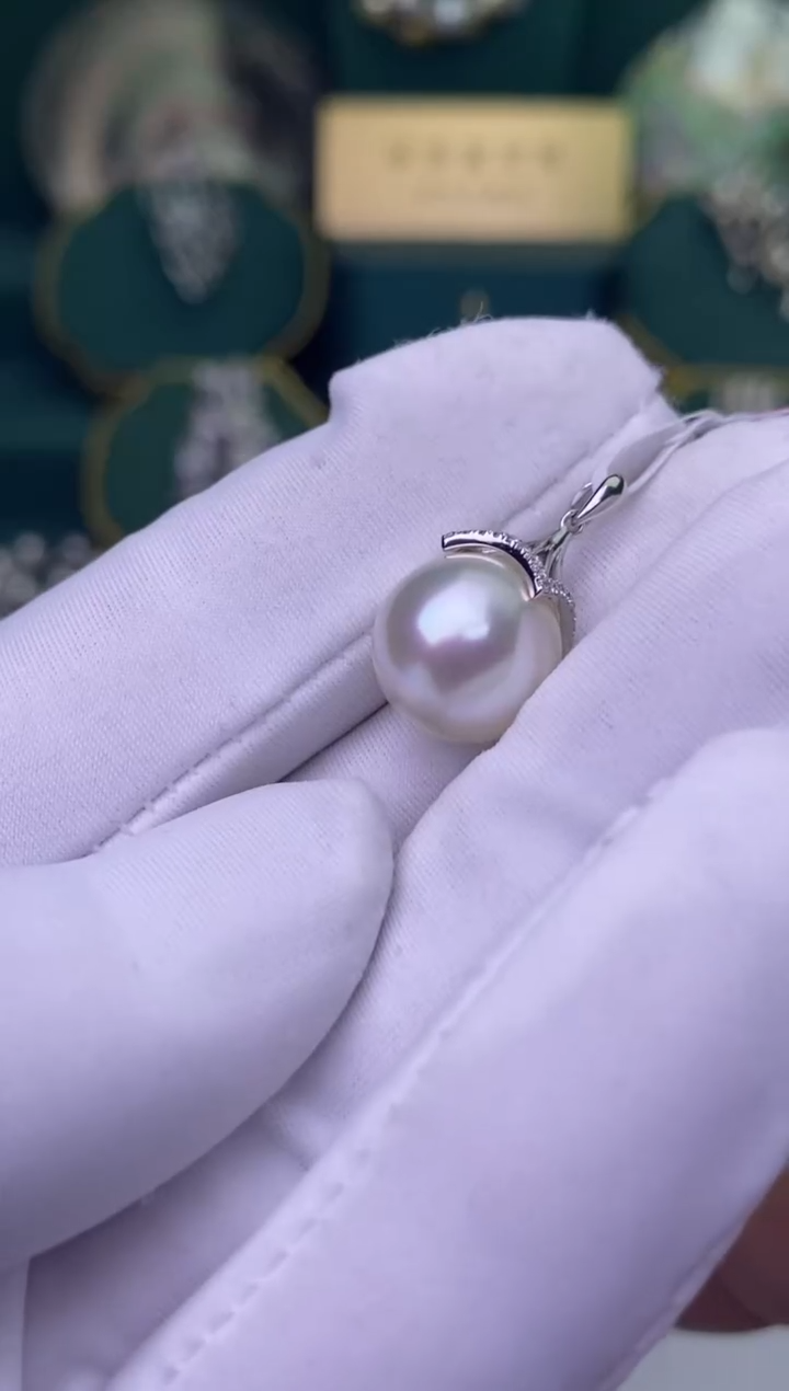 【闪购商品】海水珍珠颈饰18K金镶嵌12-13