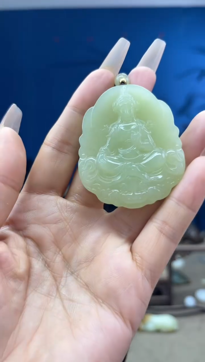 和田玉未镶嵌颈饰1