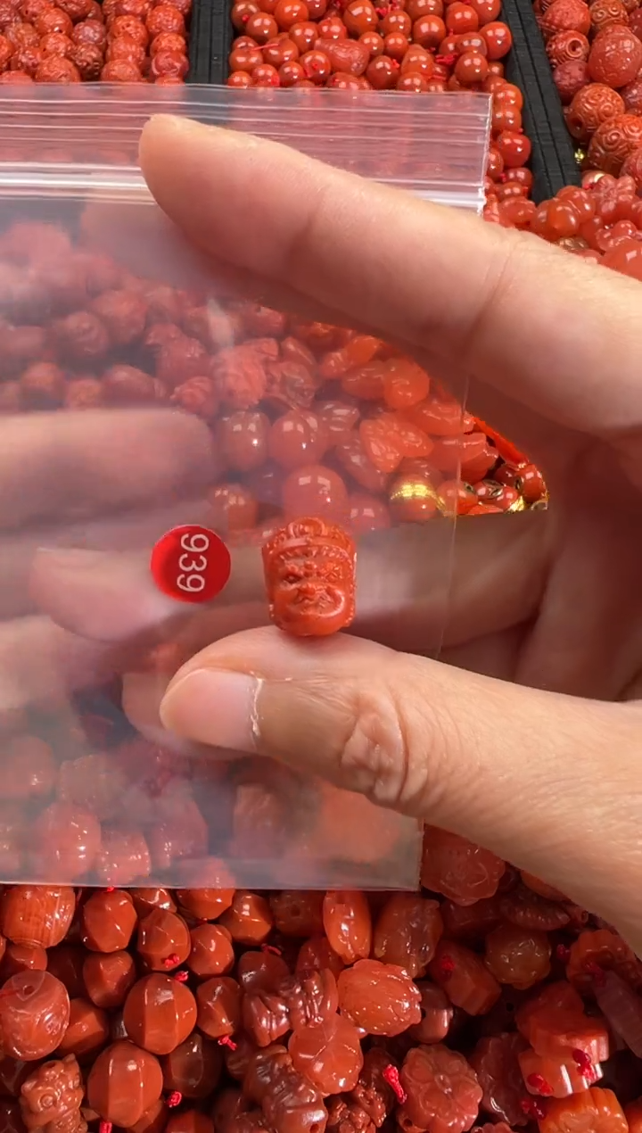 【闪购商品】南红玛瑙颈饰未镶嵌1
