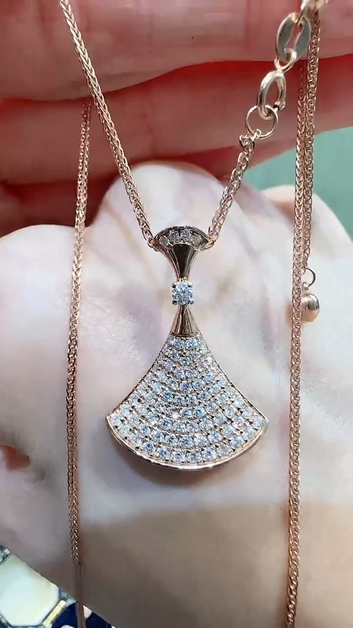 【闪购商品】钻石套链18K金镶嵌18K金钻石裙子套链