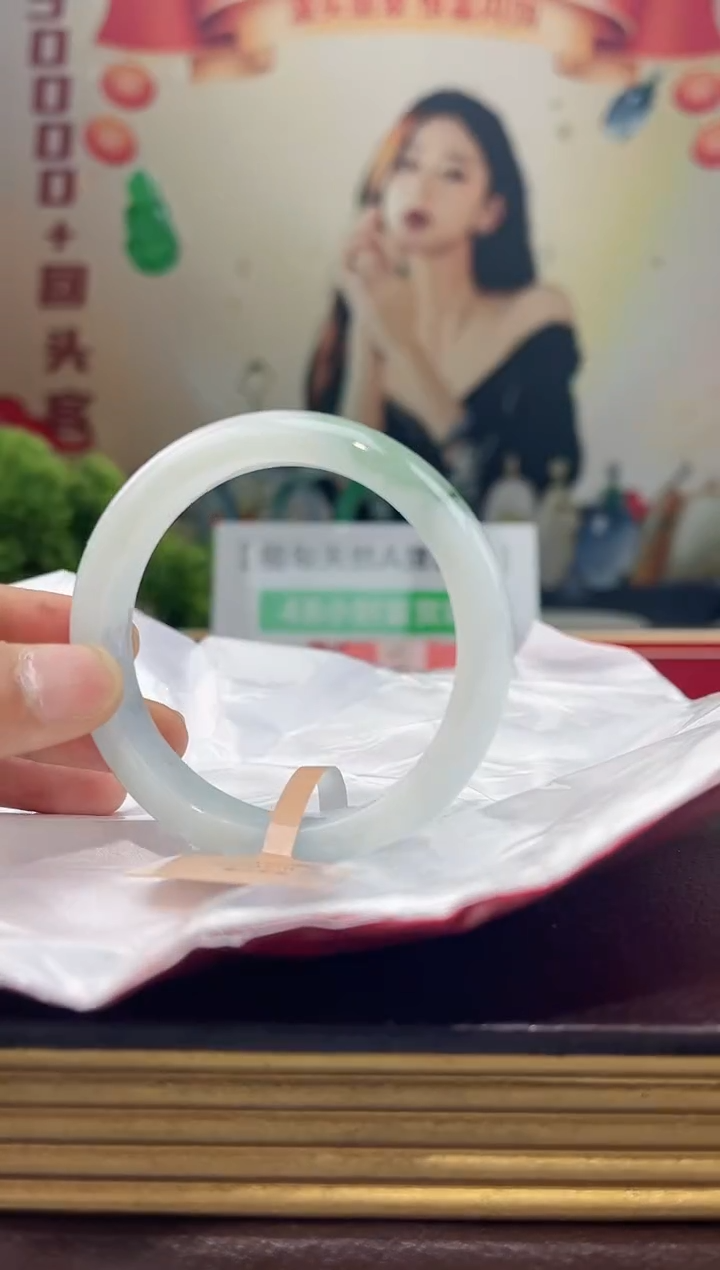 【闪购商品】翡翠手镯未镶嵌手镯18