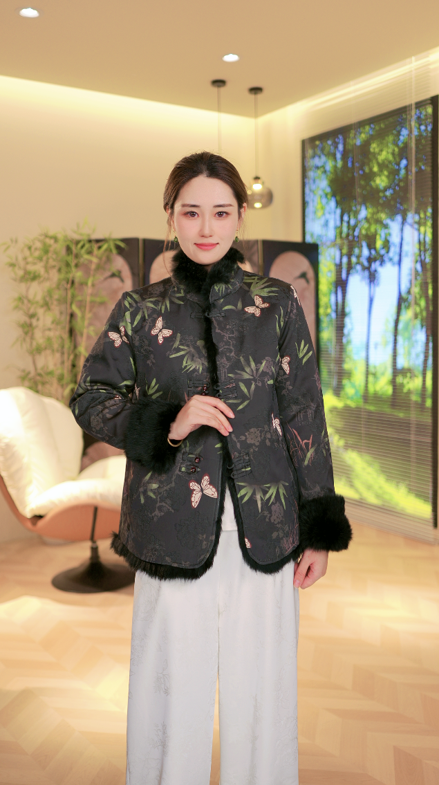 5025《画堂春》常熟秋冬新款新中式双面穿绣花锁温保暖绣花外套