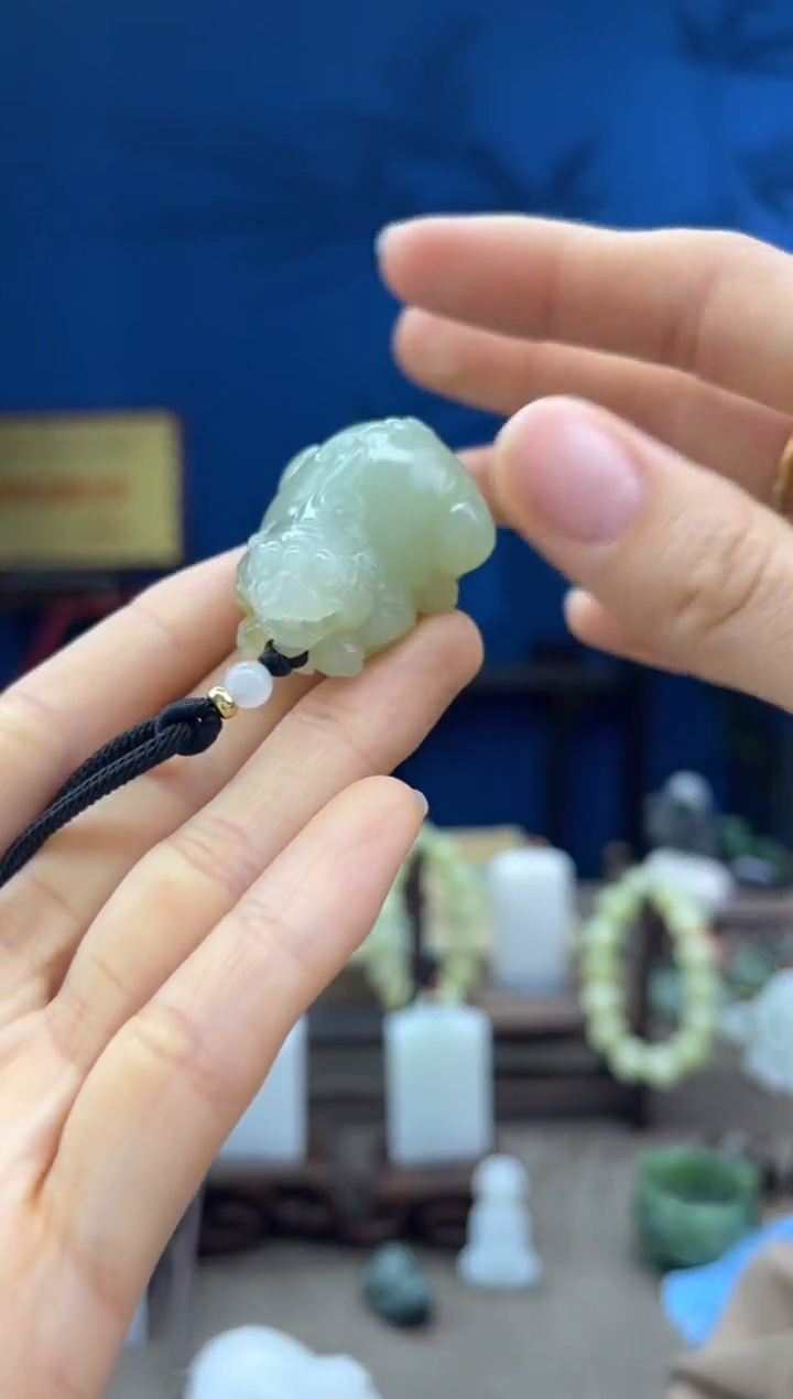 【闪购商品】和田玉颈饰未镶嵌1