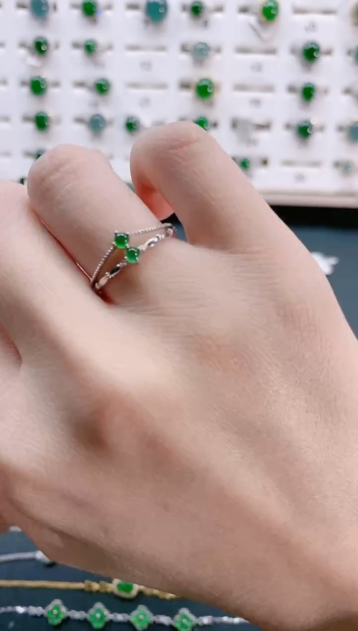 【闪购商品】翡翠戒指银S925镶嵌天然翡翠