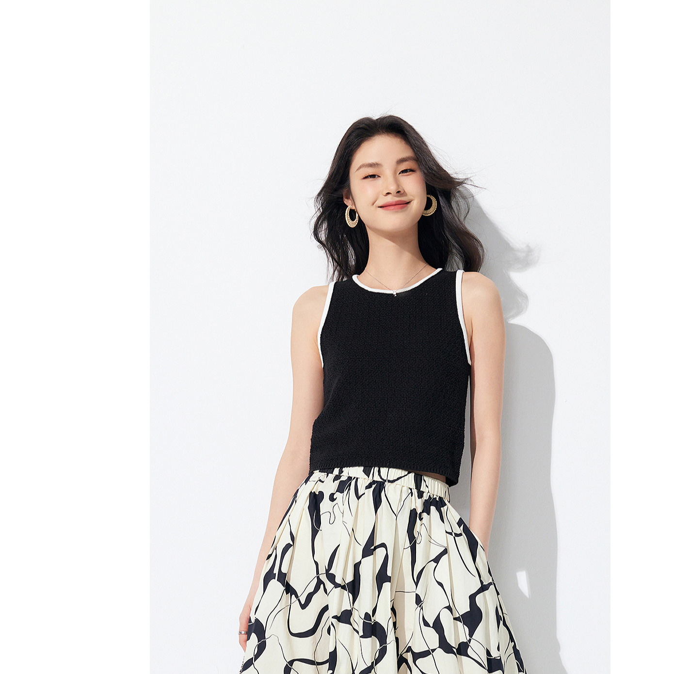 初棉【自留香感】肌理感撞色边背心 352603003