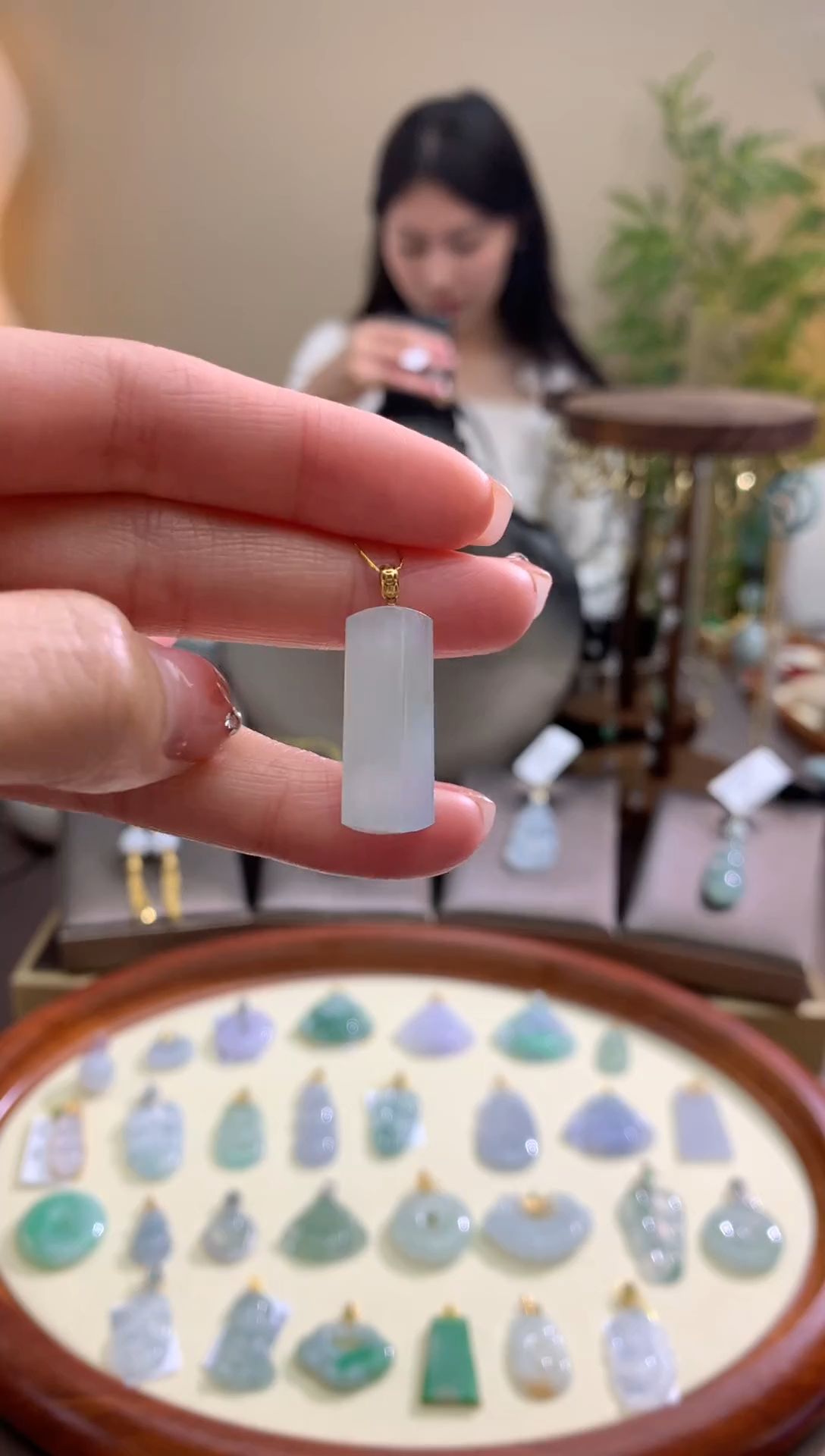 【闪购商品】翡翠颈饰18K金镶嵌无事牌