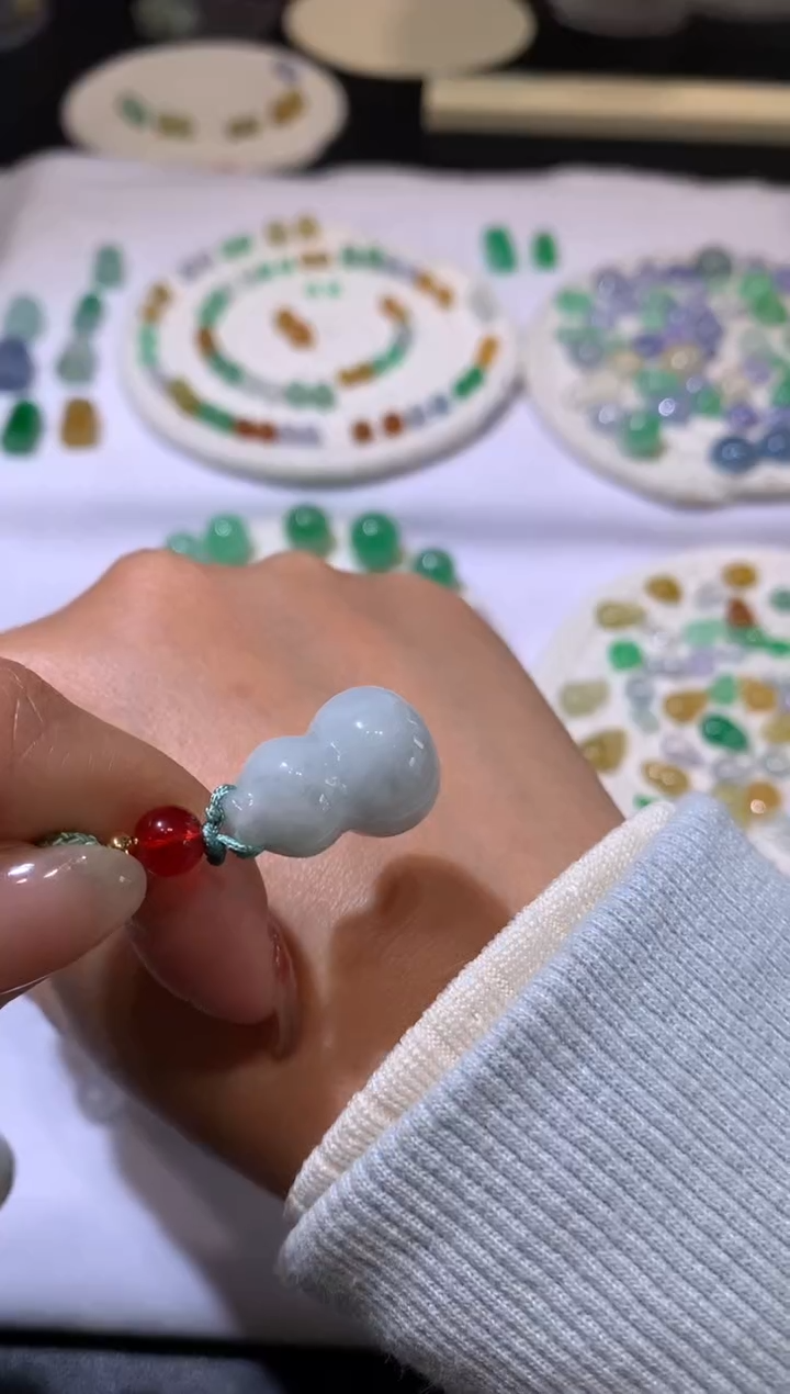 【闪购商品】定制翡翠未镶嵌葫芦1+0